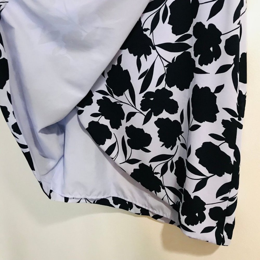 Ann Taylor Floral Wrap Skirt Size 4 Pencil Knee Length Light / Navy Blue - Picture 7 of 9
